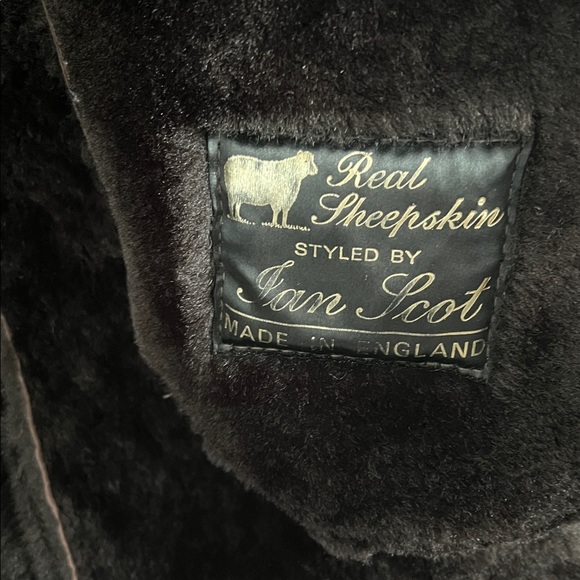 Real Sheepskin Coat styled by Ian Scot Unisex - Picture 7 of 17